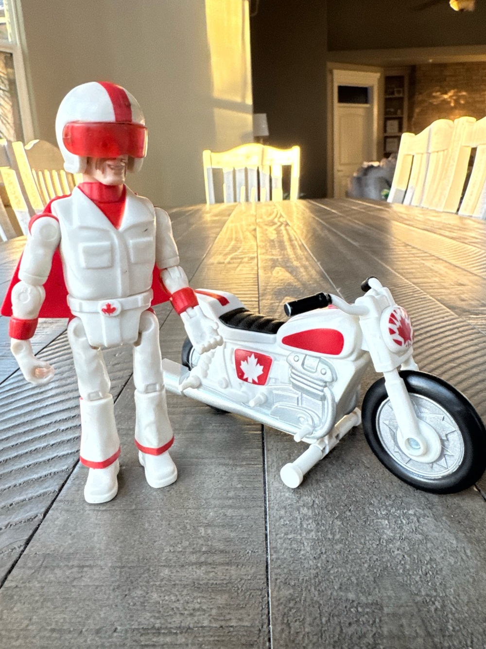 Toy Story 4 - Duke Caboom Stunt Racer Action Figure & Motorcycle